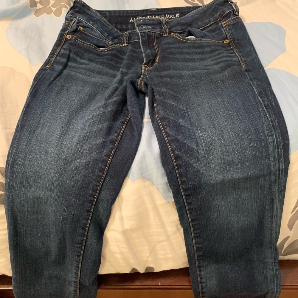 American eagle cropped jeans